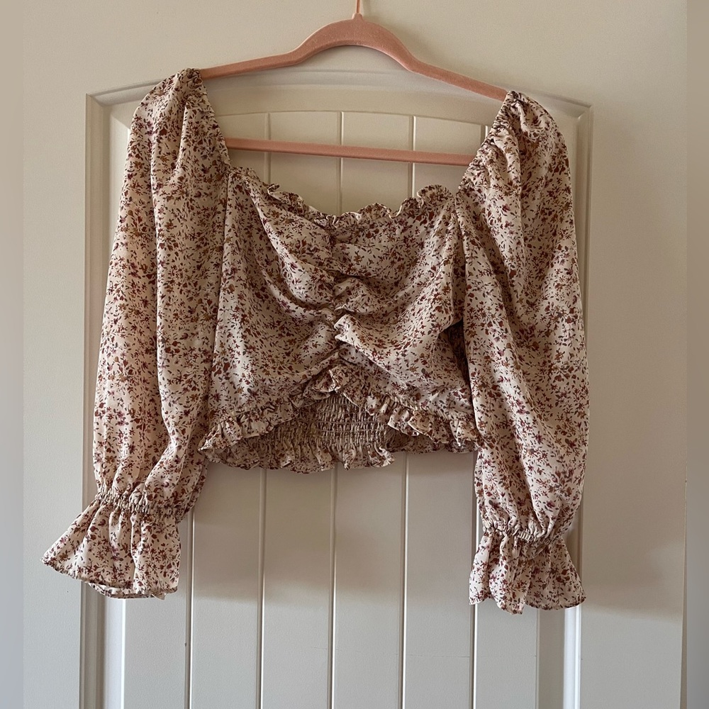Breath of Youth boutique floral, cottagecore chiffon top. Size small